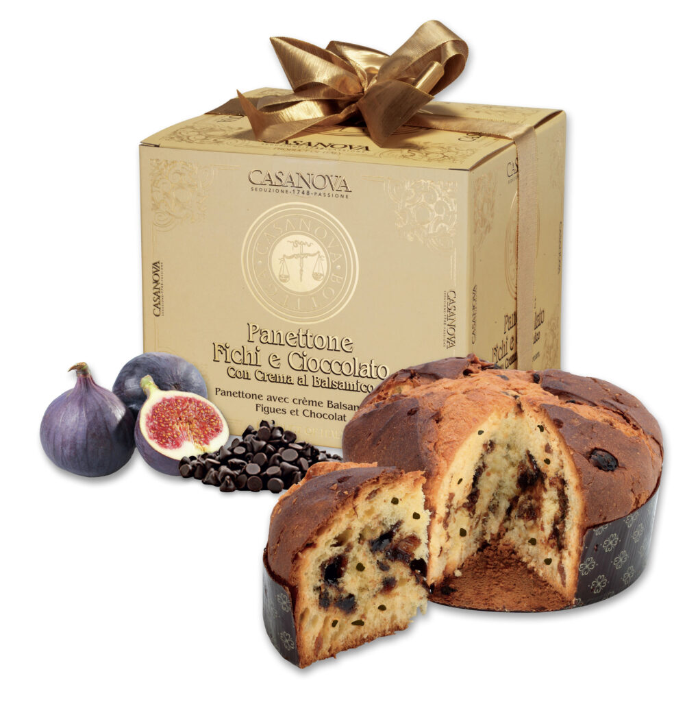 Panettone with Balsamic Glaze, Figs & Chocolate 750 g Casanova, sliced panettone with gift box.