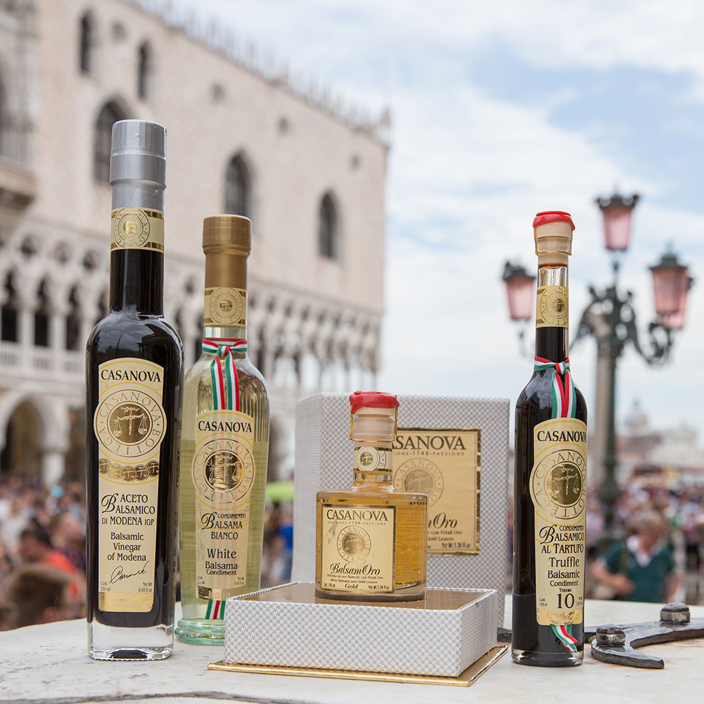 Selezione di balsamici e condimenti Casanova a Venezia.